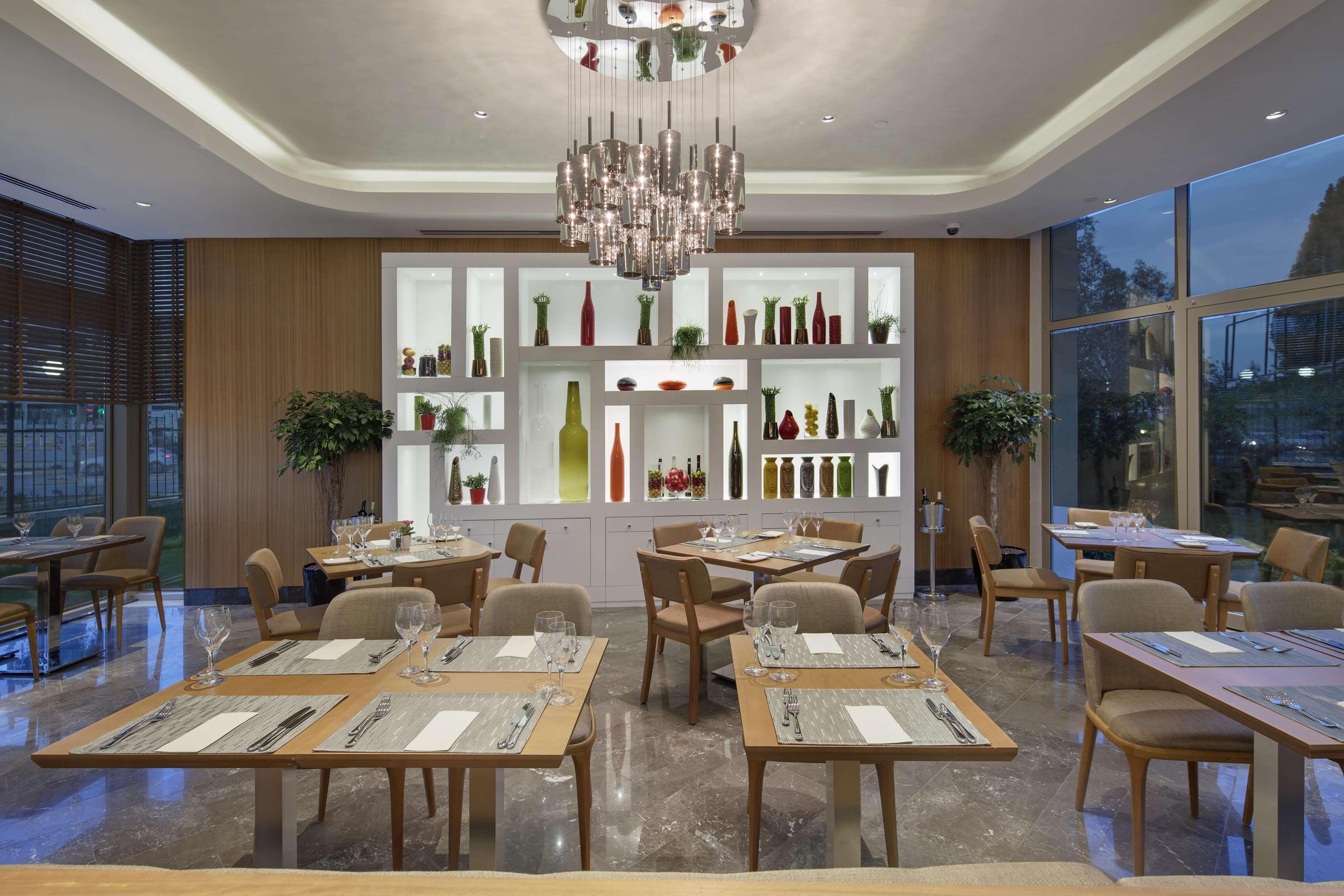 Doubletree By Hilton Hotel Istanbul - Tuzla Экстерьер фото