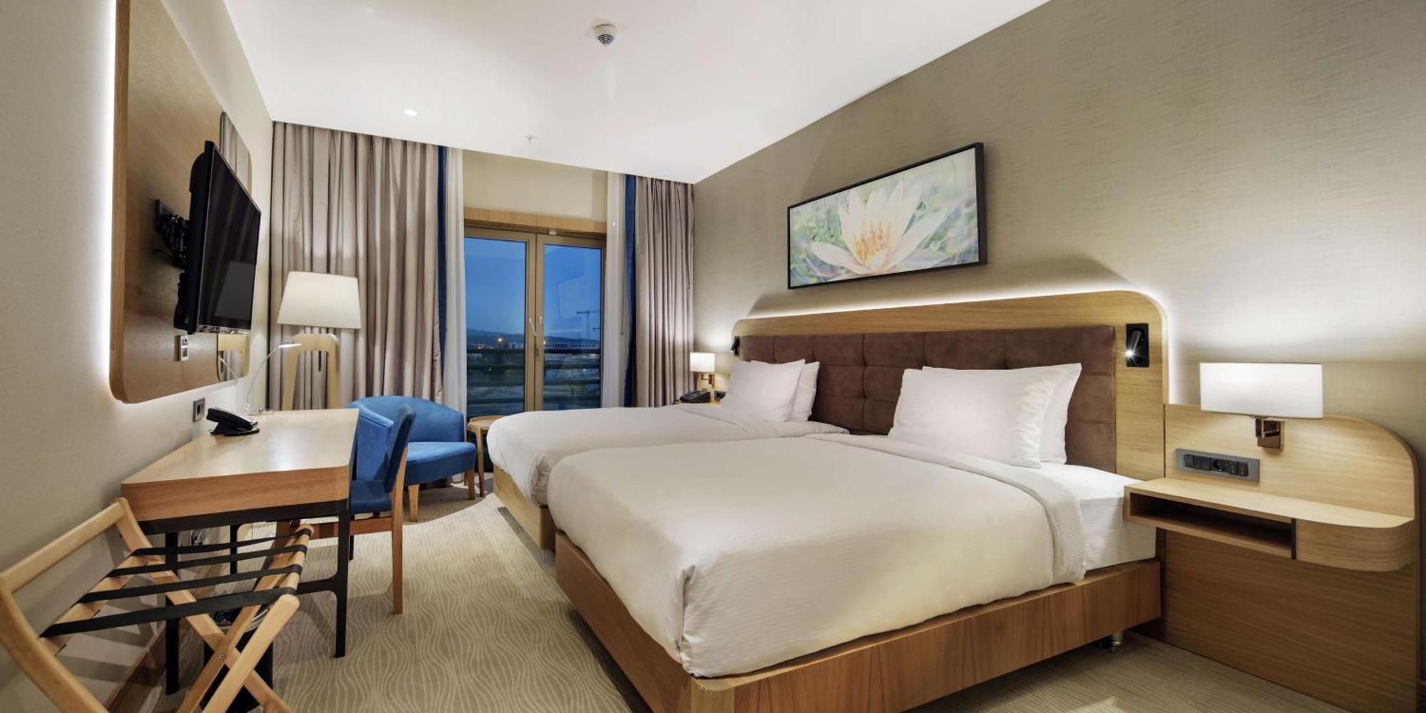 Doubletree By Hilton Hotel Istanbul - Tuzla Экстерьер фото